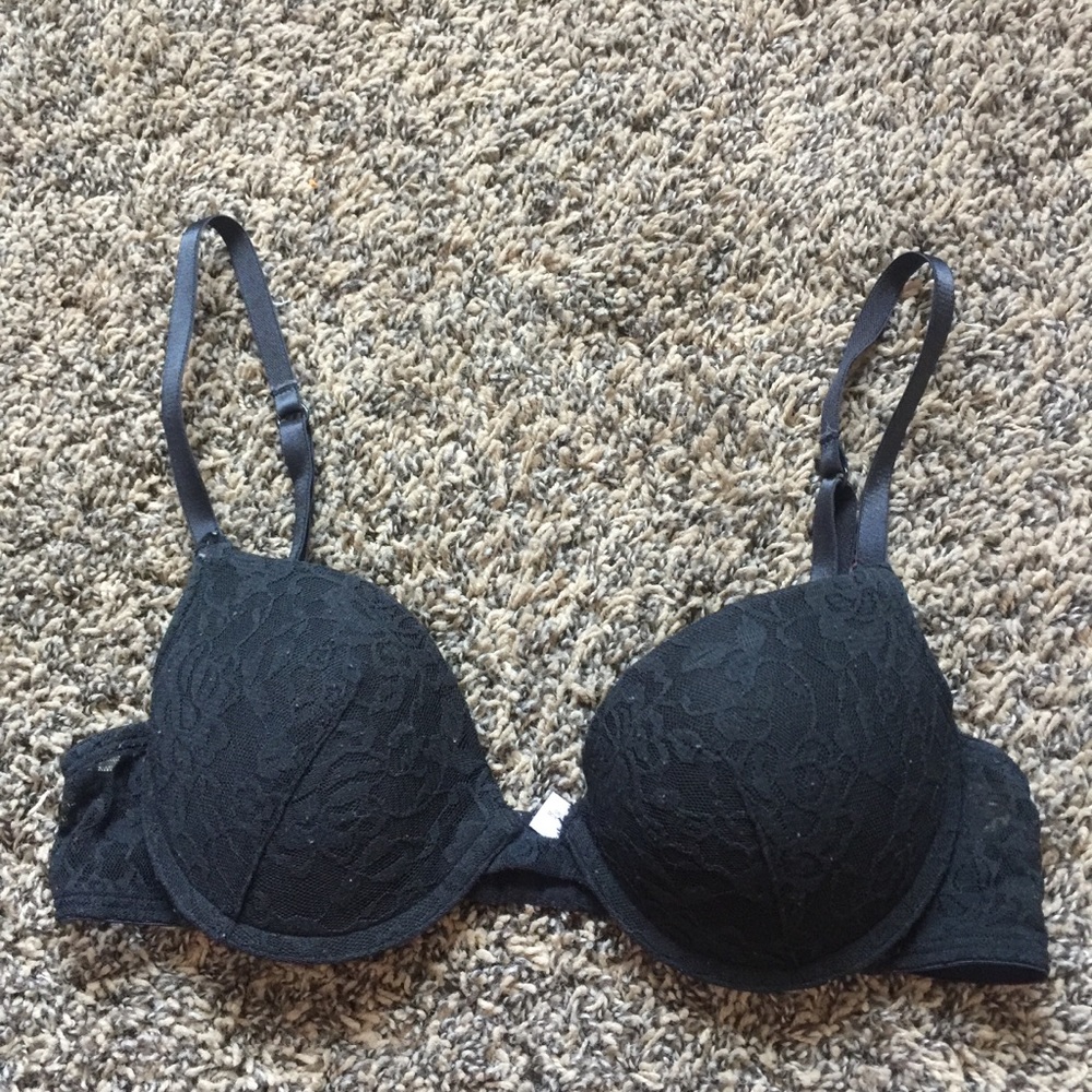 [So] Black push-up 34B